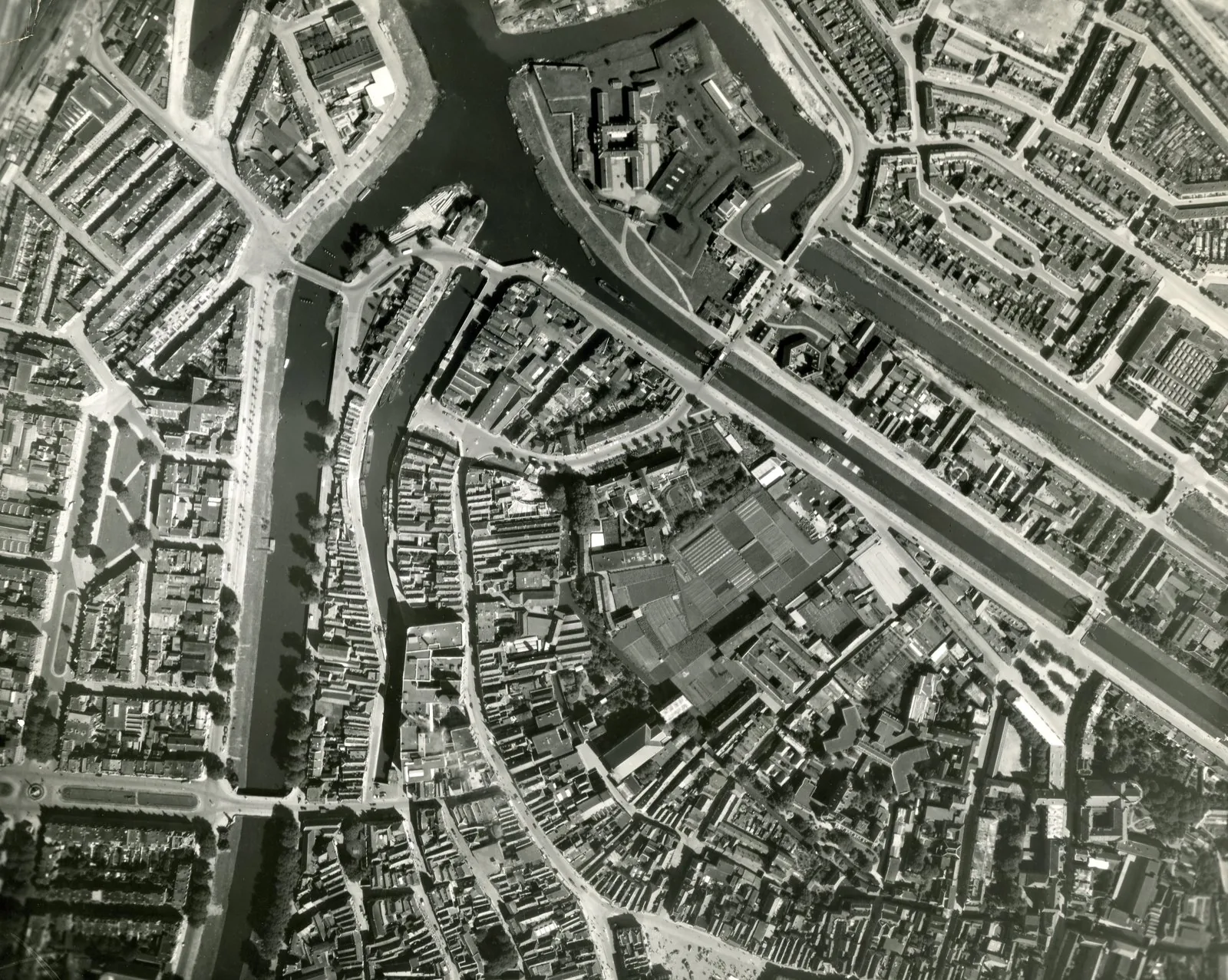 Aerial photograph of 's-Hertogenbosch, capital of North Brabant province, the area covered by the Brabant Omgevingsvisie.