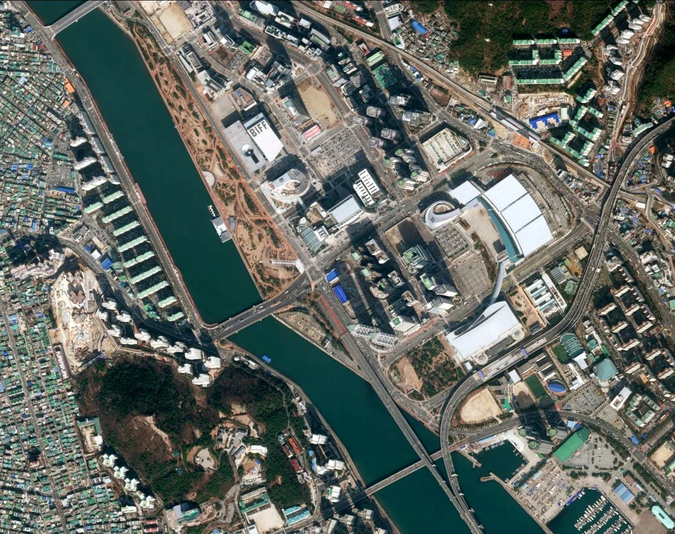 Aerial view of a planned Busan district, comparable to the Eco Delta City model