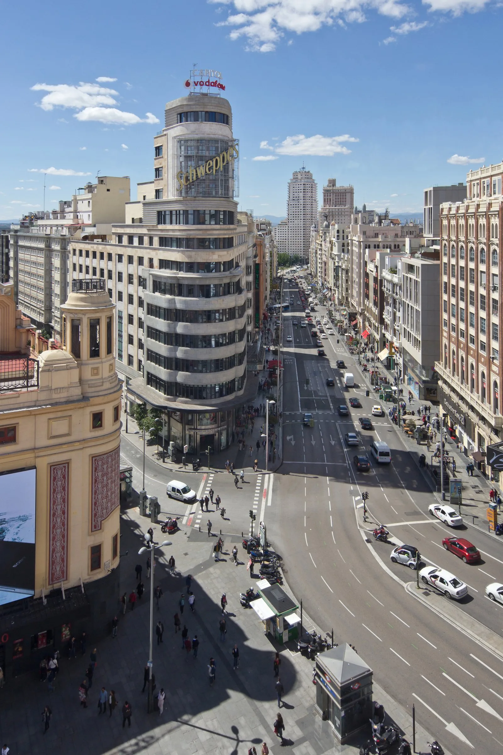 Gran Via in central Madrid, within the Madrid 360 low-emission zone