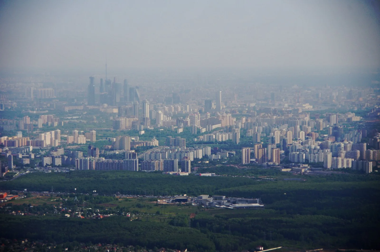 Aerial view of Moscow's mass-housing districts, representative of the settlement pattern the Soviet General Scheme of Settlement (1975) sought to coordinate.