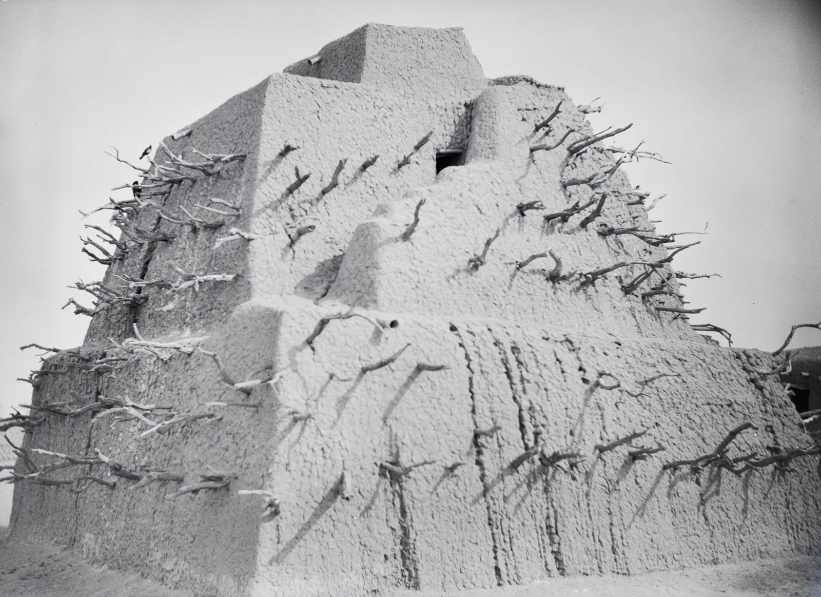 1930-31 aerial photograph of the Tomb of Askia and the town of Gao, Mali.